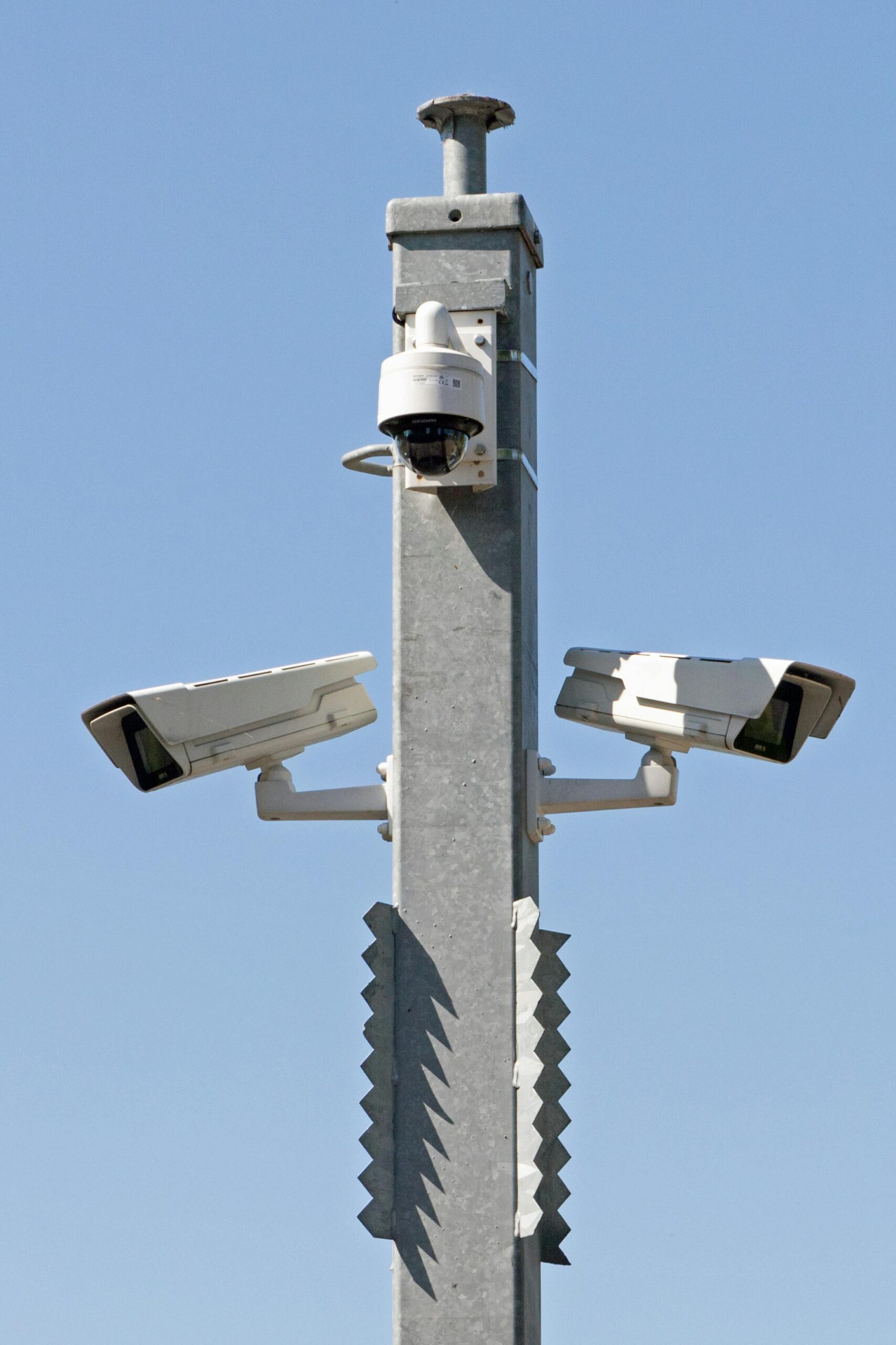 Installation de caméras de surveillance commerciale
